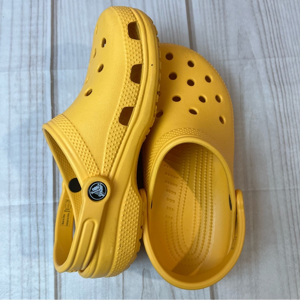 2 pair Crocs Red and Yellow Clogs M5 W7 - Picture 14 of 16